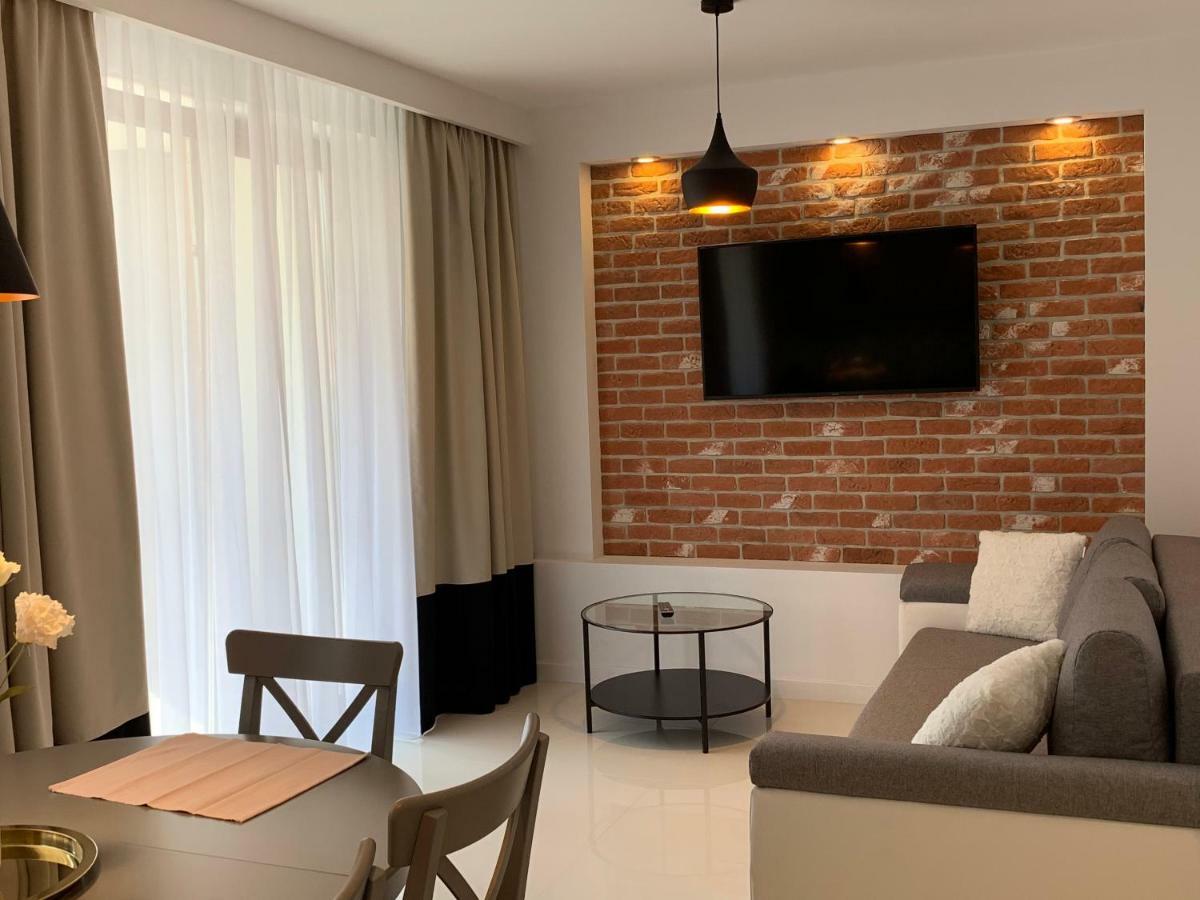 Zacisze Rose Gold Malbork