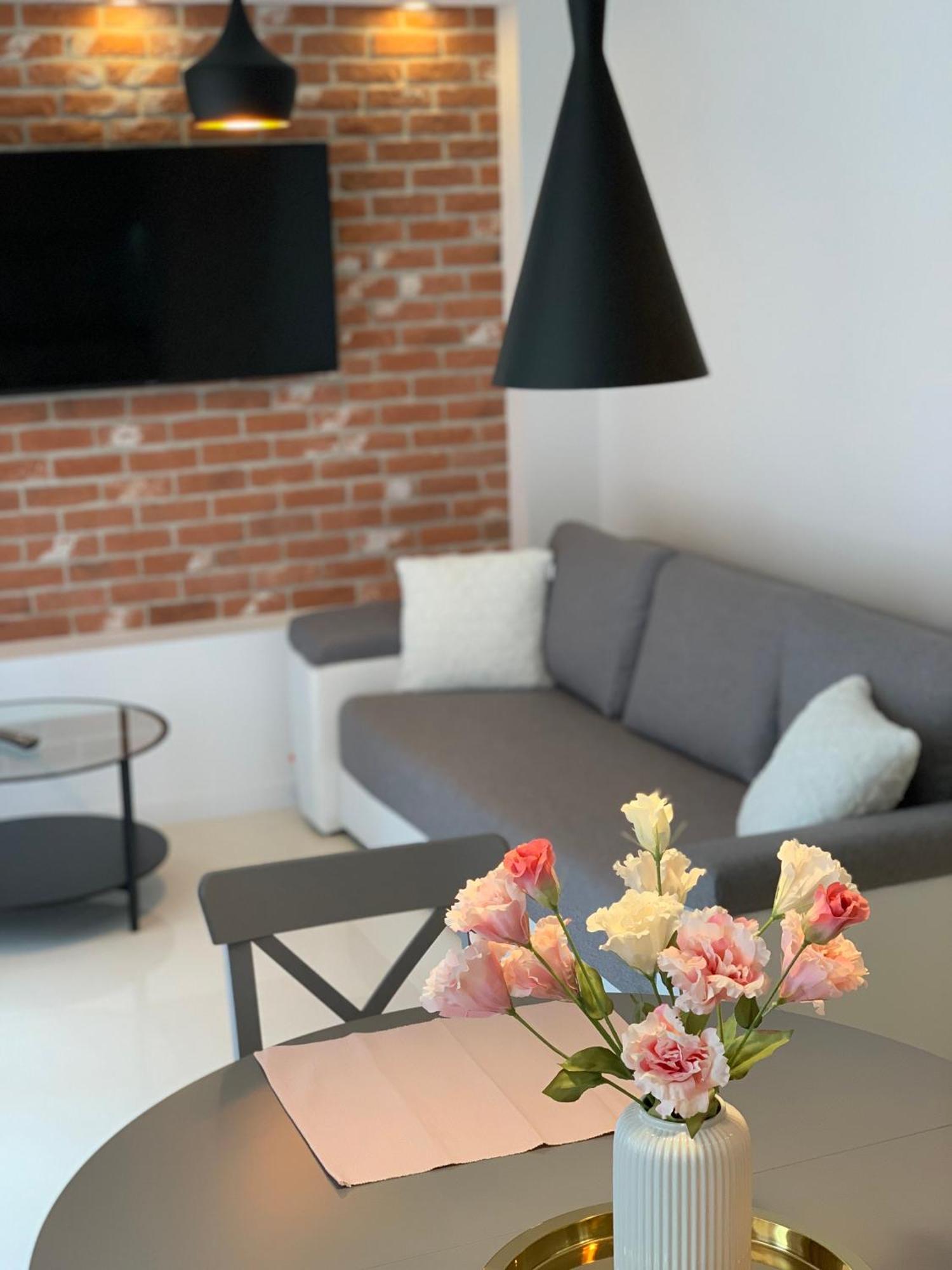 Zacisze Rose Gold * Malbork
