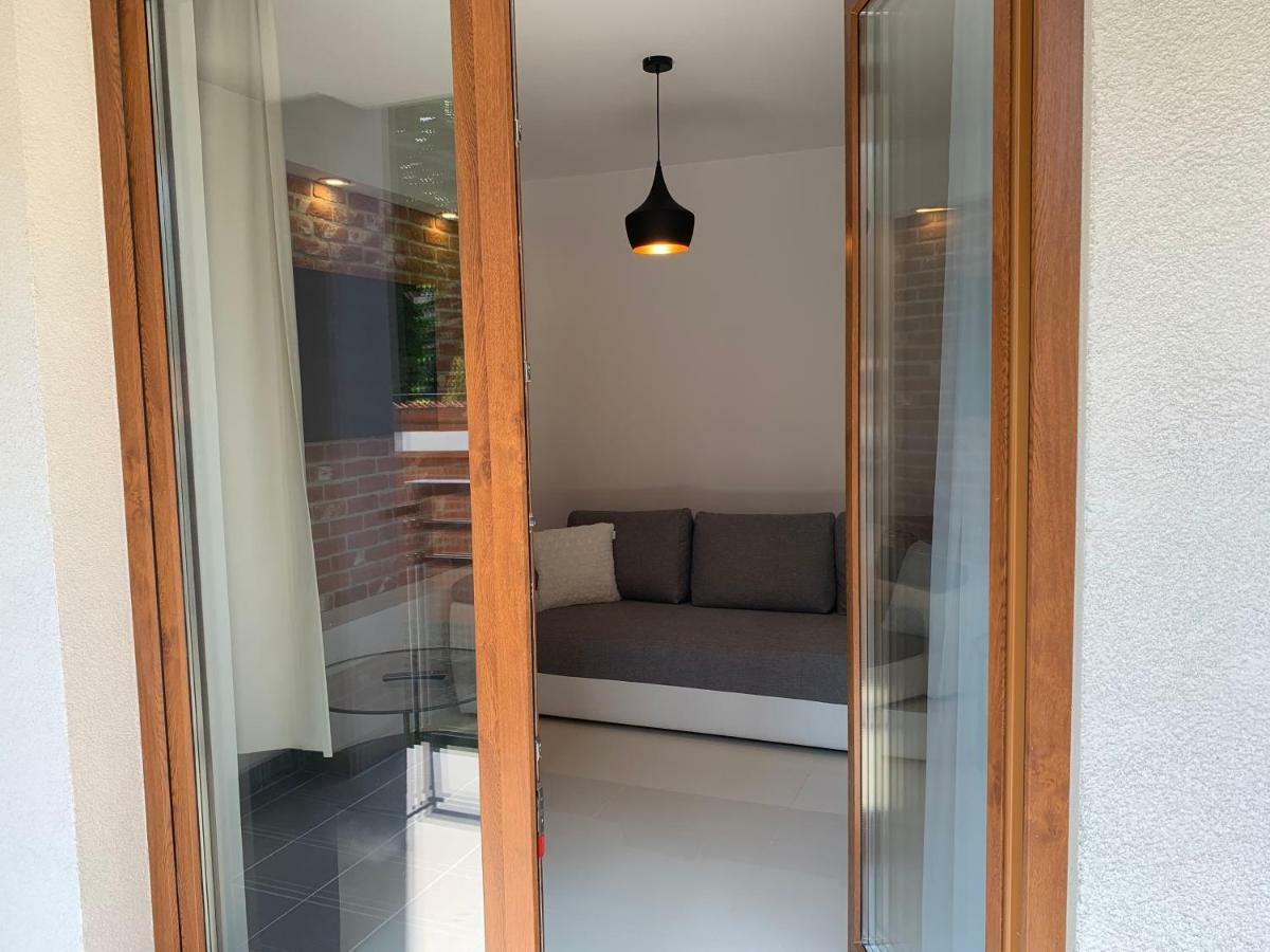 Apartment Zacisze Rose Gold